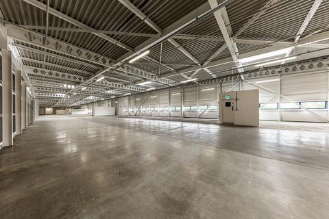 Warehouse to rent, 1 Shaw Close Wellingborough NN8 6BN