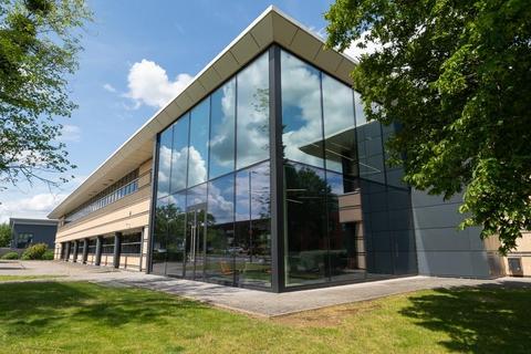 Office to rent, Western Rd Bracknell RG12 1RF