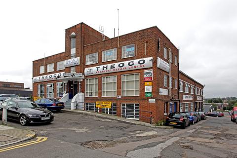 Warehouse to rent, Kingsbury Rd London NW9 8XG