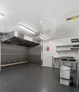 Warehouse to rent, Kingsbury Rd London NW9 8XG