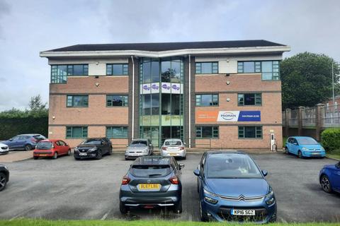 Office to rent, 2 The Quadrant, Green Ln Heywood OL10 1NG