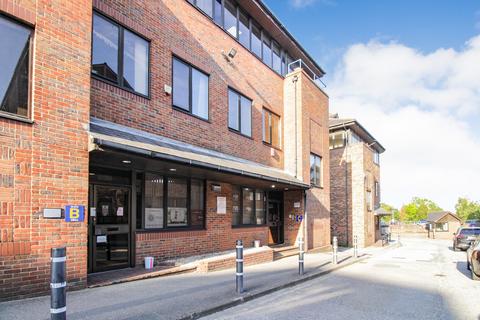 Office to rent, 286C Chase Rd London N14 6HF