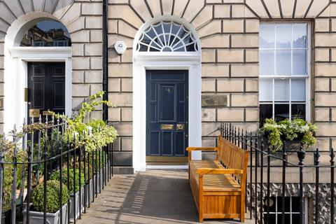 Office to rent, 14 Albany St Edinburgh EH1 3QB