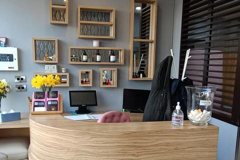 Retail property (high street) to rent, 18-30 East Barnet Rd Barnet EN4 8RQ