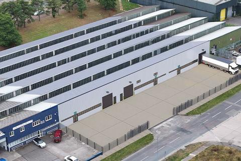 Warehouse to rent - Springvale Industrial Estate Cwmbran NP44 5BD