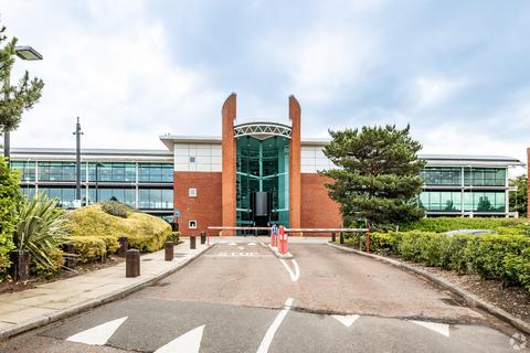 Office to rent - 1100 Daresbury Park Warrington WA4 4HS