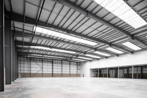 Distribution warehouse to rent, Claps Gate Ln London E6 6JF