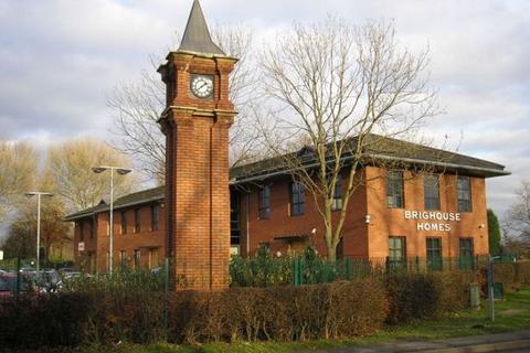 Office to rent, Manor Ln Crewe CW4 8DJ