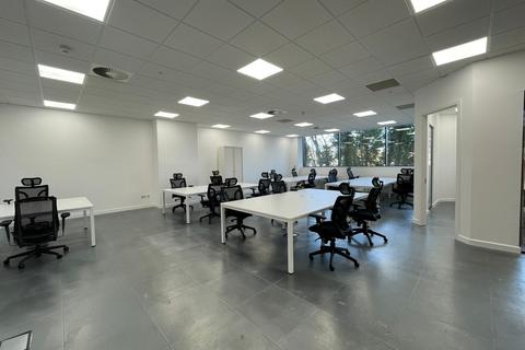 Office to rent, Plaza Gdns London SW15 2DT