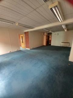Office to rent, 51-52 Castle St Trowbridge BA14 8AU
