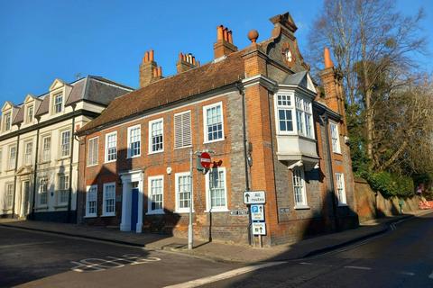 Office to rent, 2 West St Henley On Thames RG9 2DU