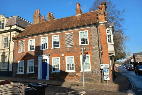 Office to rent, 2 West St Henley On Thames RG9 2DU