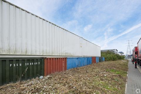 Distribution warehouse to rent, Ferry Ln Rainham RM13 9DD