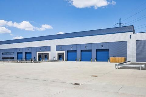 Distribution warehouse to rent, Ferry Ln Rainham RM13 9DD