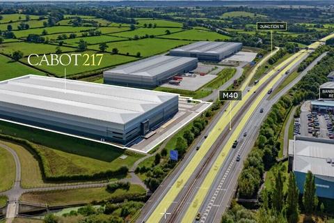 Warehouse to rent, J11 M40 Frontier Park Banbury OX17 2BL