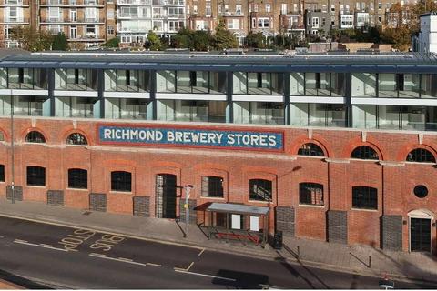 Office to rent, 18 Petersham Rd Richmond TW10 6UW