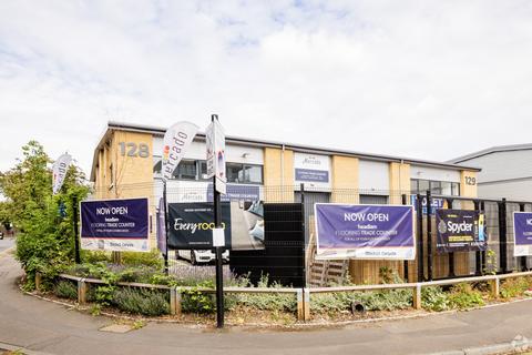 Warehouse to rent, Clock Tower Rd Isleworth TW7 6GF