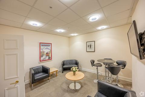 Office to rent, 14-18 Hill St Edinburgh EH2 3LD