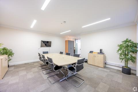 Office to rent, 14-18 Hill St Edinburgh EH2 3LD