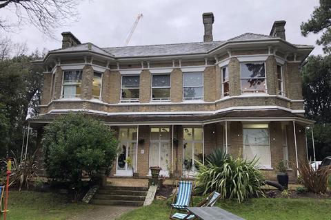 Office to rent, 56-58 Richmond Hl Bournemouth BH2 6EX