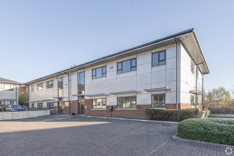 Office to rent, Old Gloucester Rd Bristol BS16 1GW
