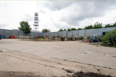 Land to rent, Endeavour Way Croydon CR0 4TR