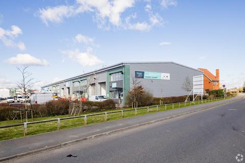 Warehouse to rent, 12 Heroes Walk Reading RG2 0BF