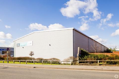 Warehouse to rent, 12 Heroes Walk Reading RG2 0BF