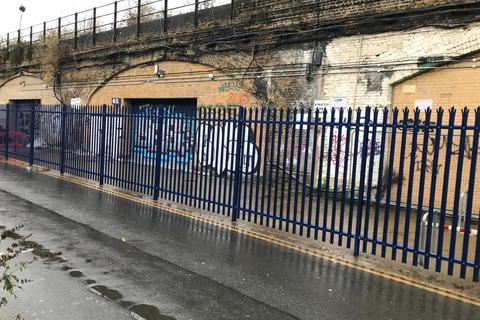 Distribution warehouse to rent, Pedley St London E1 5BW