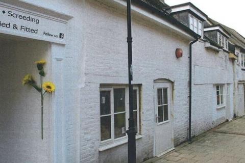 Retail property (high street) to rent, 64B Black Swan Yard Andover SP10 1NG