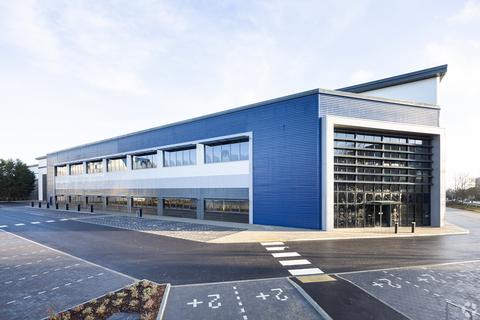 Warehouse to rent, Fleming Way Crawley RH10 9AS