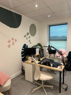 Office to rent, 1 Queen Elizabeth Av Glasgow G52 4NQ
