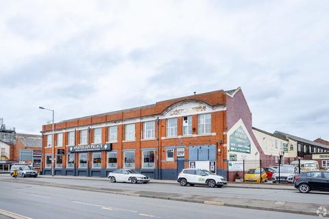 Pub to rent, 42-44 Foregate St Stafford ST16 2PJ
