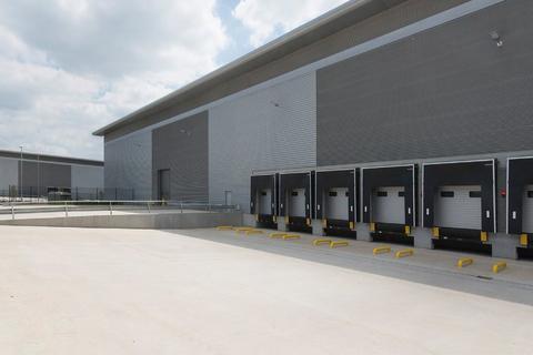 Warehouse to rent, Island Rd Reading RG2 0RP
