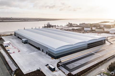 Distribution warehouse to rent, Campbeltown Rd Birkenhead CH41 9HP