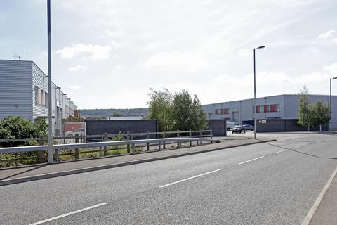 Warehouse to rent, 65.5-65.7 White Hart Ave London SE28 0GU