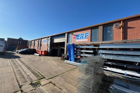 Showroom to rent, 173 Loughborough Rd Leicester LE4 5LR
