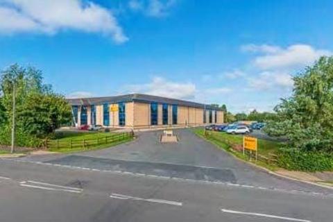 Warehouse to rent, Lancaster Rd Lichfield WS13 8RY