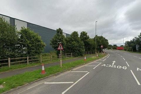 Warehouse to rent, Lancaster Rd Lichfield WS13 8RY