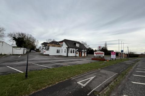 Retail property (high street) to rent, York Rd Tadcaster LS24 8EG