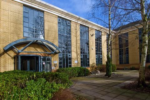 Office to rent, Ancells Rd Fleet GU51 2UJ