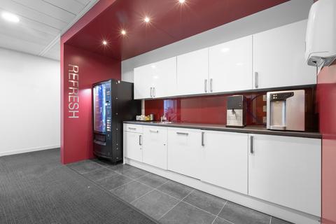 Office to rent, Breakspear Way Hemel Hempstead HP2 4TZ