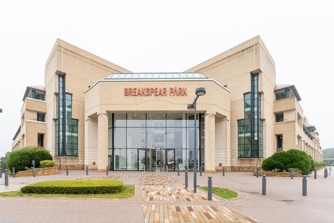 Office to rent, Breakspear Way Hemel Hempstead HP2 4TZ