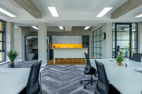 Office to rent, 320 Witan Gate W Milton Keynes MK9 2HP