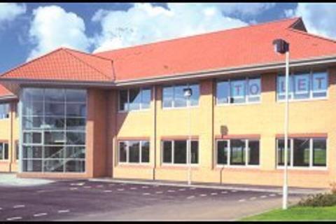 Office to rent, Castle Dr Dunfermline KY11 8PL