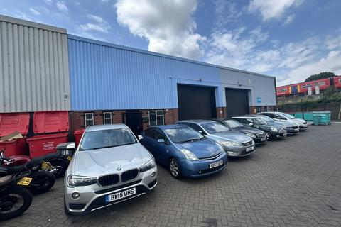 Industrial development to rent, Culvert Pl London SW11 5BA