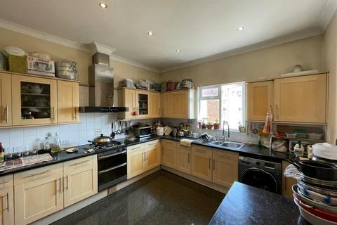 Retail property (high street) for sale, 6 Dartmouth Park Hl London NW5 1AL