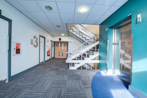 Office to rent, Regent Ctr Gosforth NE3 3LZ