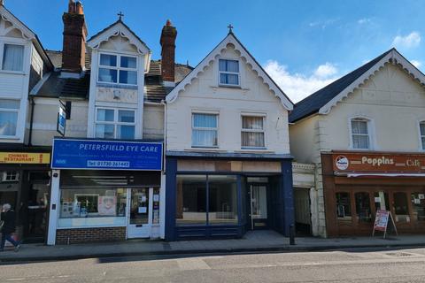 Retail property (high street) to rent, 15 Chapel St Petersfield GU32 3DT