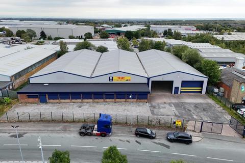 Warehouse to rent, Haydock Industrial Estate Haydock WA11 9XQ